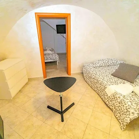 Sopramonte House 몬테산탄젤로