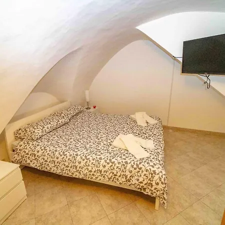 Sopramonte House 몬테산탄젤로